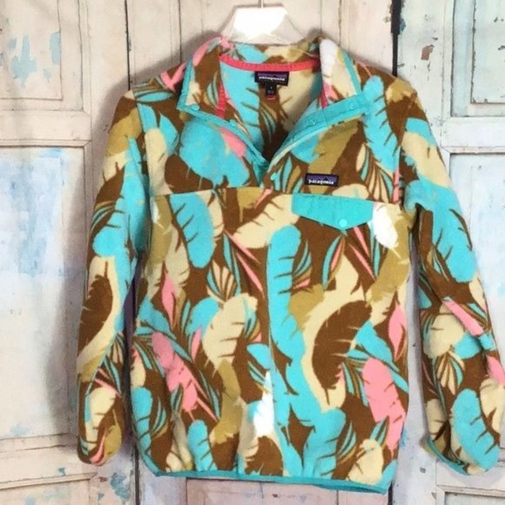 Patagonia Womans S Synchilla Fleece Snap T Teal Blue Cream Pink Feathers